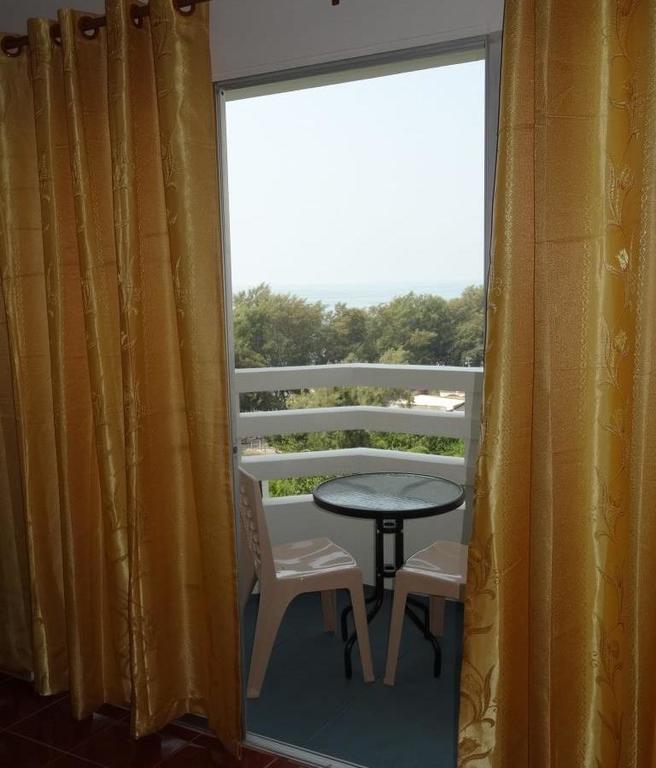 Rayong Condochain Ban Phe Room photo